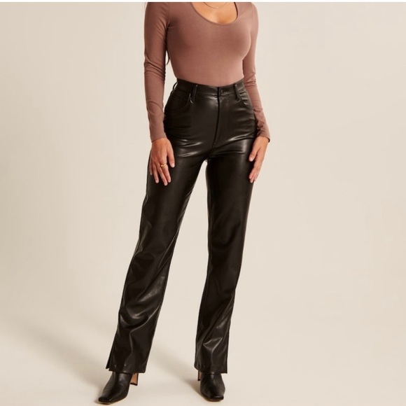 Abercrombie & Fitch '90s Straight Ultra High Rise Vegan Leather Pants Curve Love - Picture 1 of 8